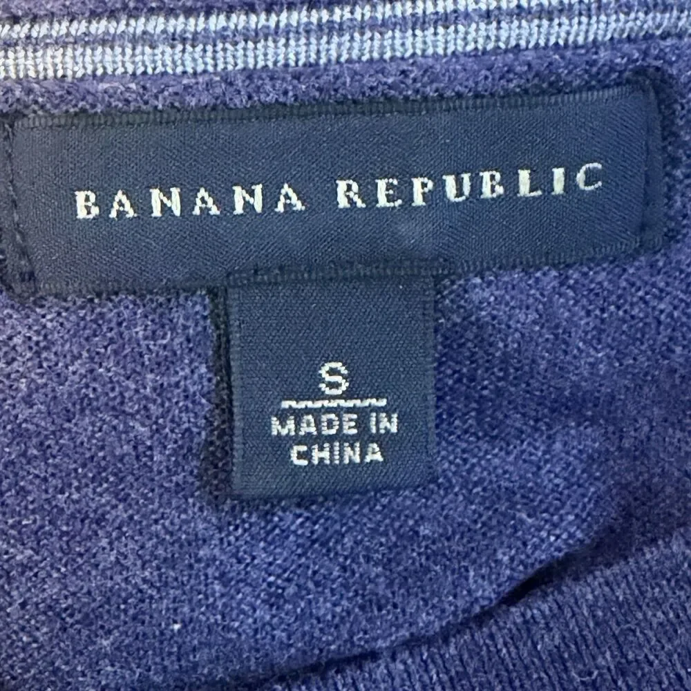 Banana Republic Men’s Purple V Neck Silk Cashmere Blend Sweater Size Small